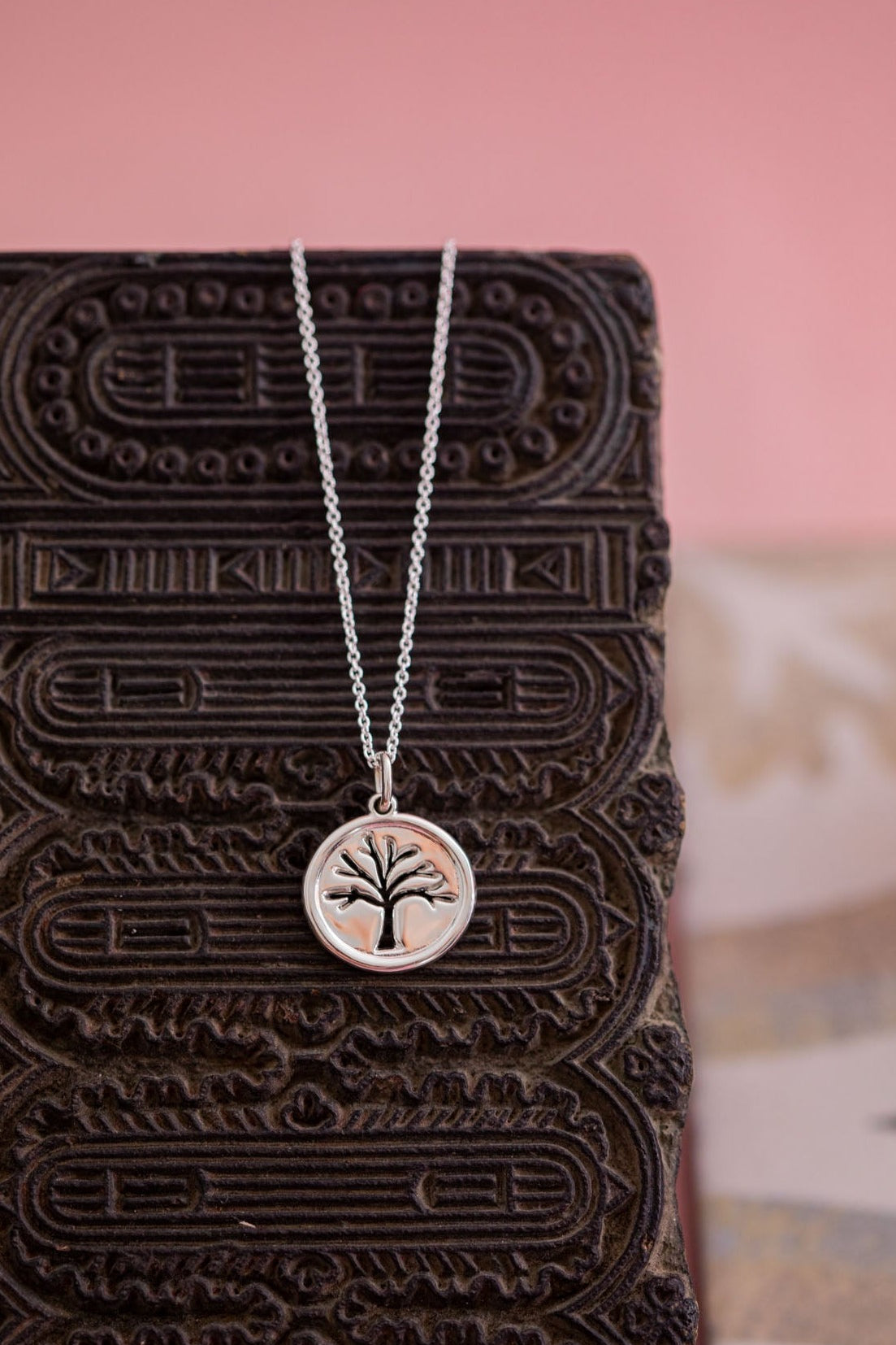LOYTEE-FINALNECKLACE-PENDANTS_5_ecfc0e7b-dc46-4141-9781-8dee0cbc0b55.jpg
