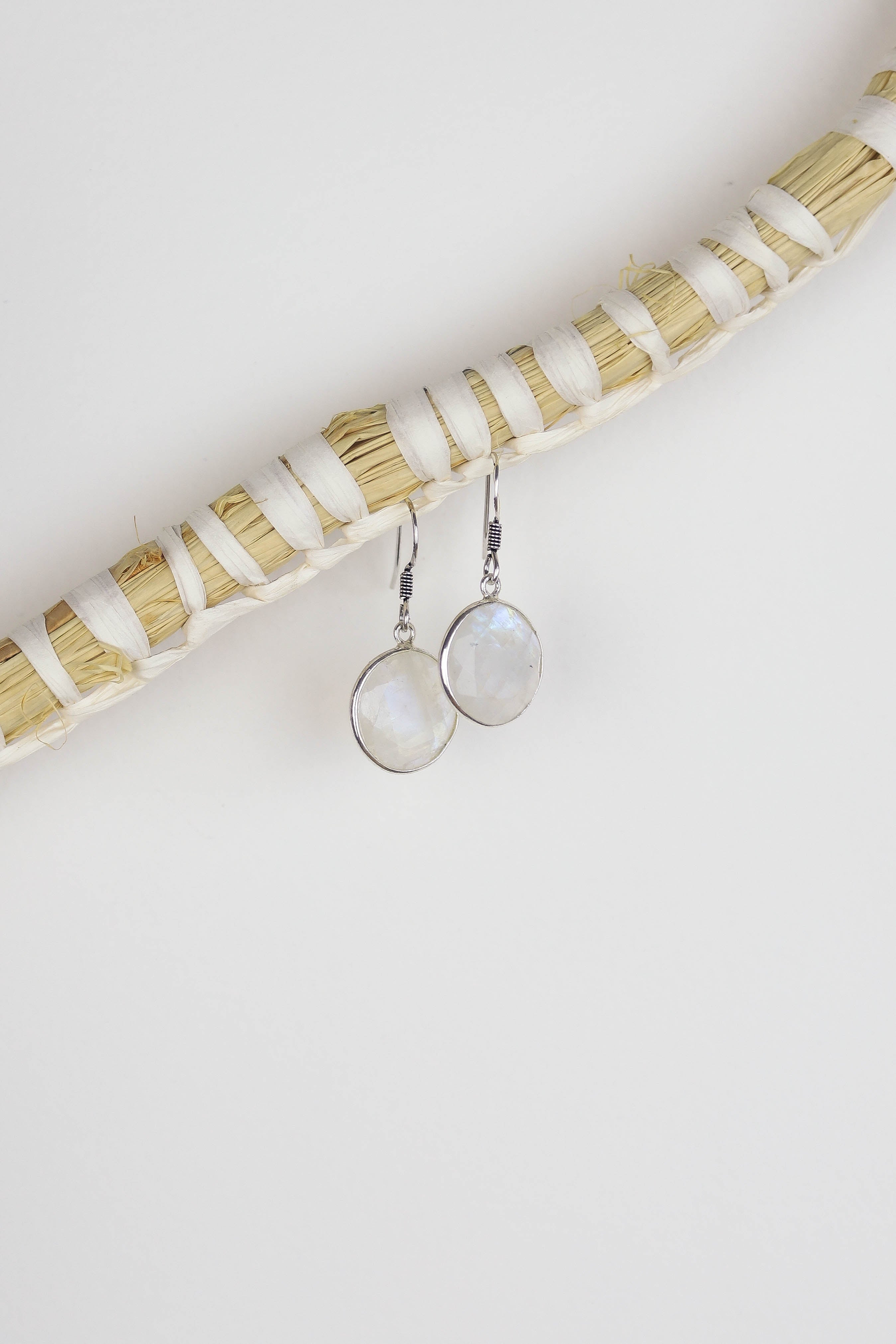 Rainbow Moonstone Round Faceted Drops