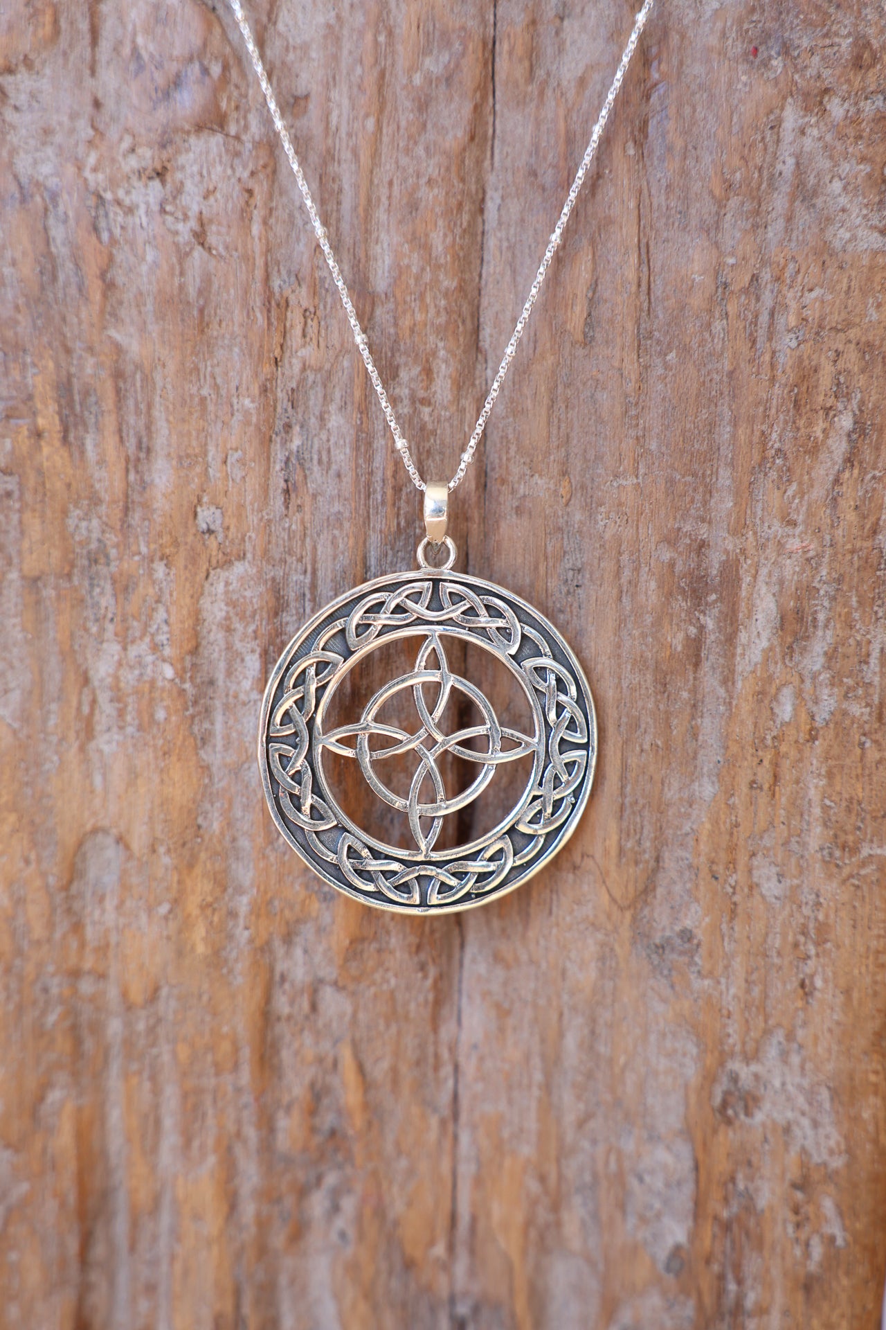 Round Celtic Knotwork Pendant