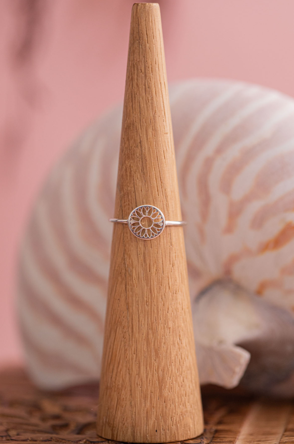 Sunny Flower Ring