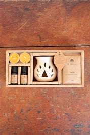 Vanilla Ceramic Oil Burner Gift Set