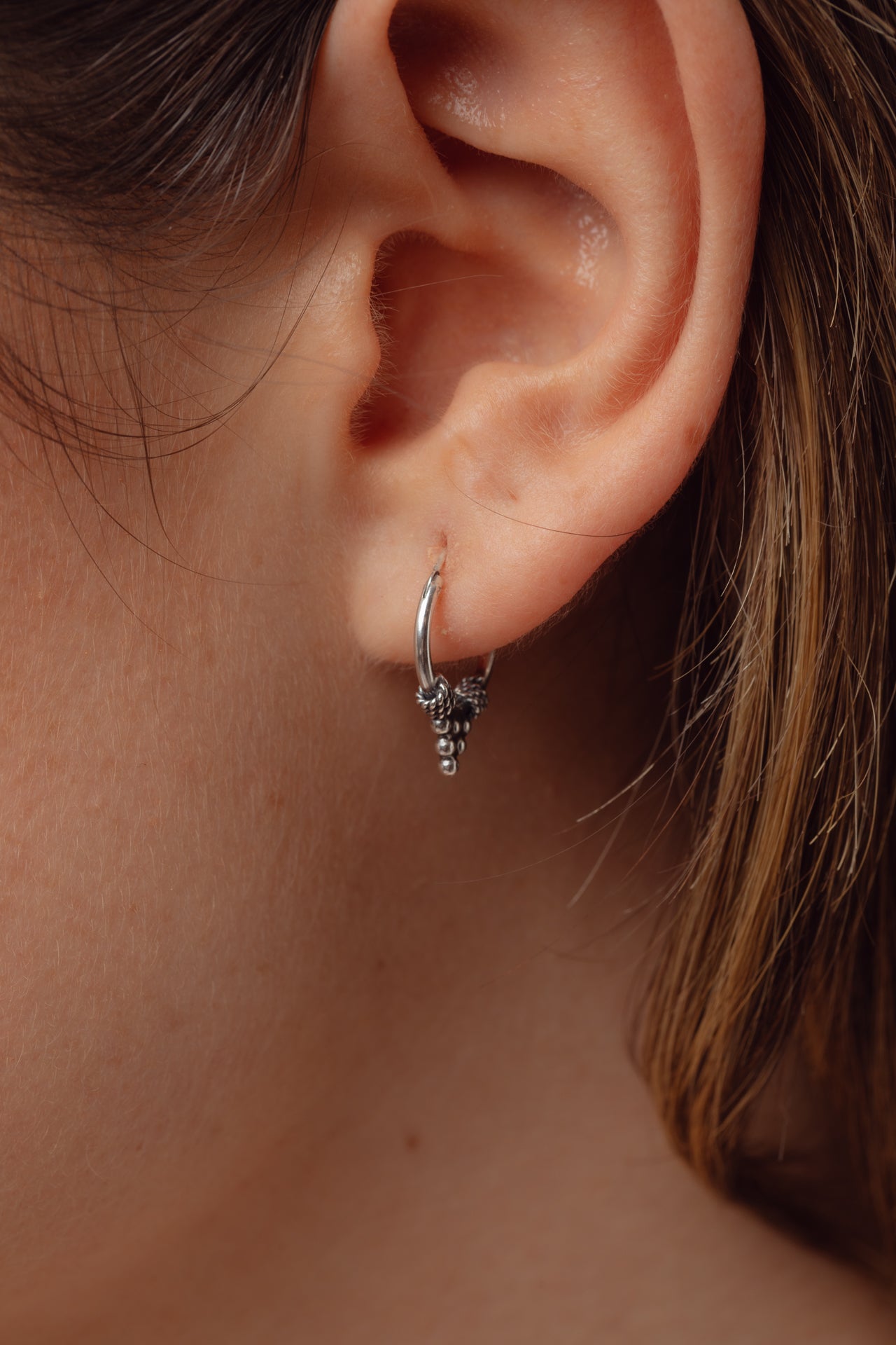 Dotted Small Tri Hoops