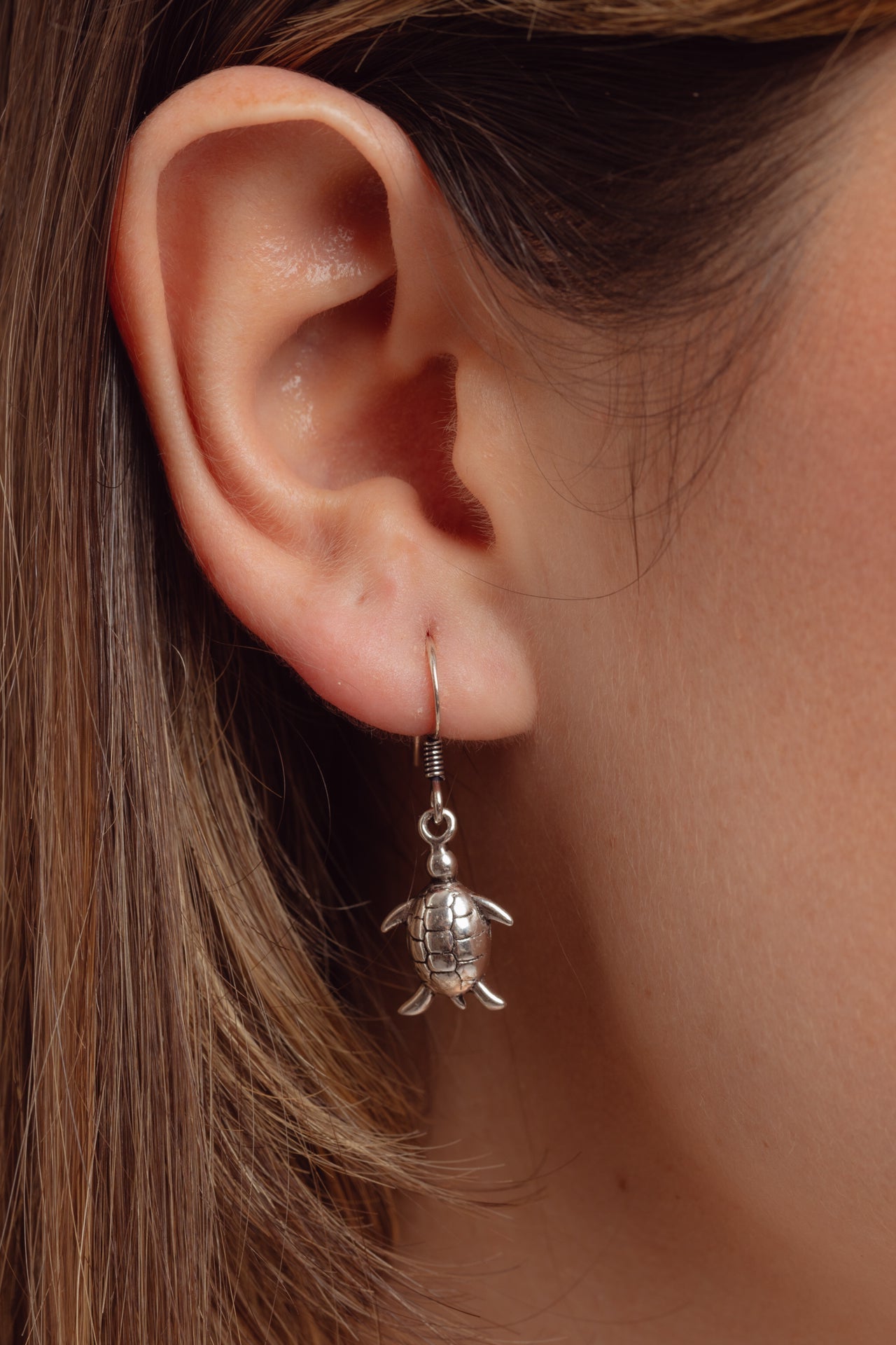Kameko Turtle Earrings
