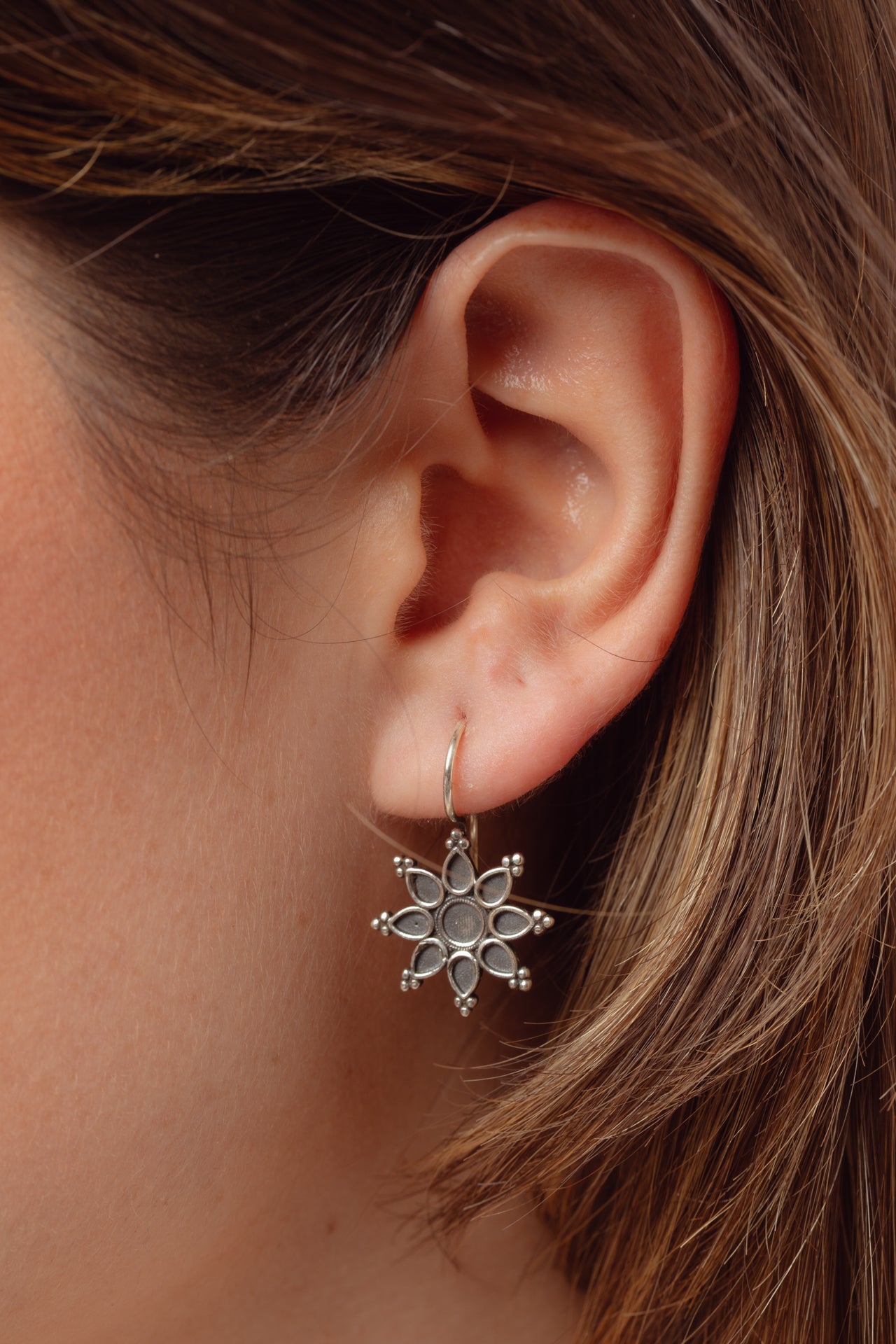 Stellate Flower Earrings