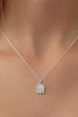 Thendro Olive Silver Necklace