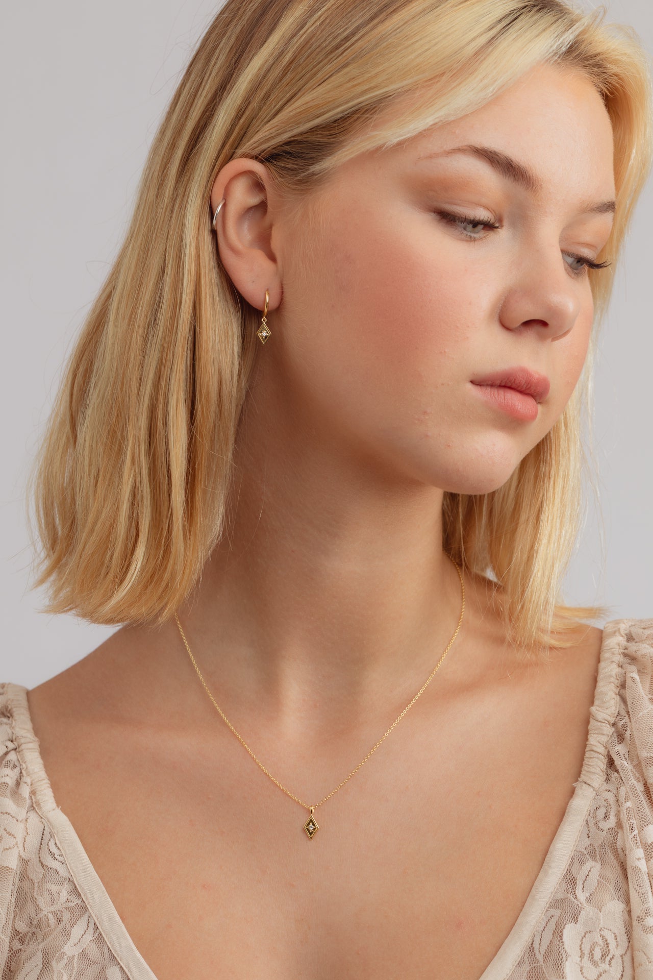 Lumi Star Gold Necklace