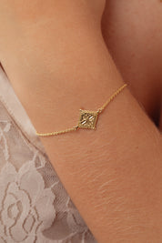 Maranth Gold Bracelet
