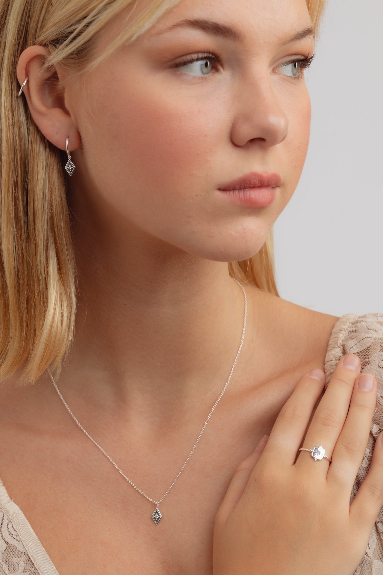 Lumi Star Silver Necklace