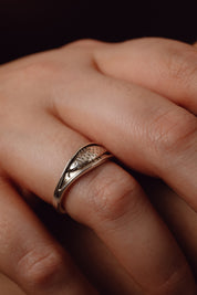 Sardine Ring