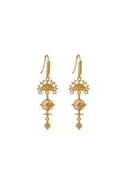 Intricate Long Fine Drops