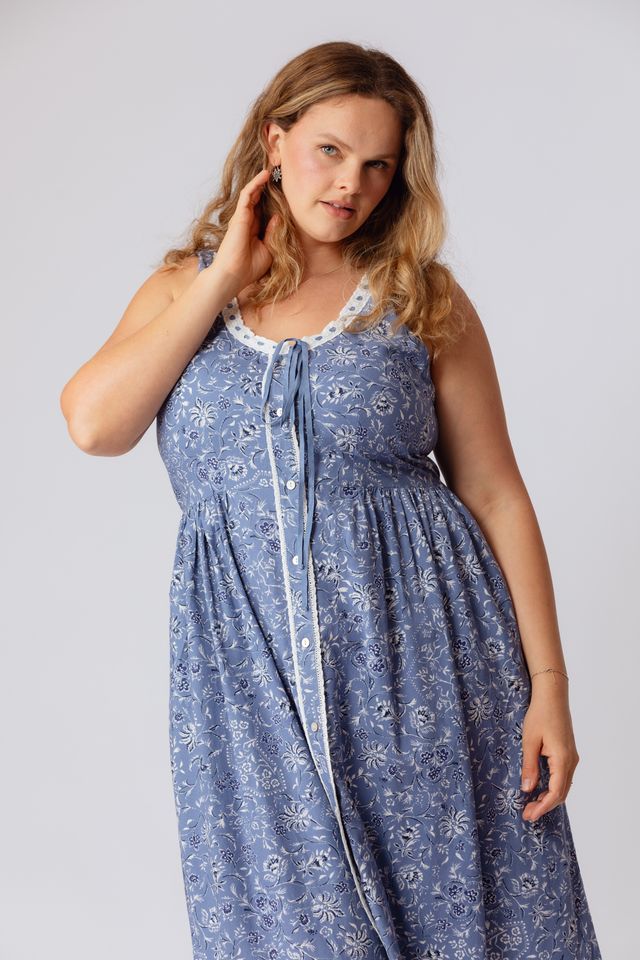 Amoretta Dress