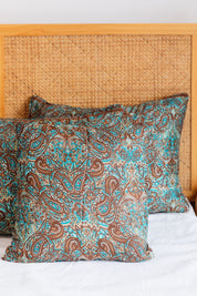 Neela Sari Cushion Cover