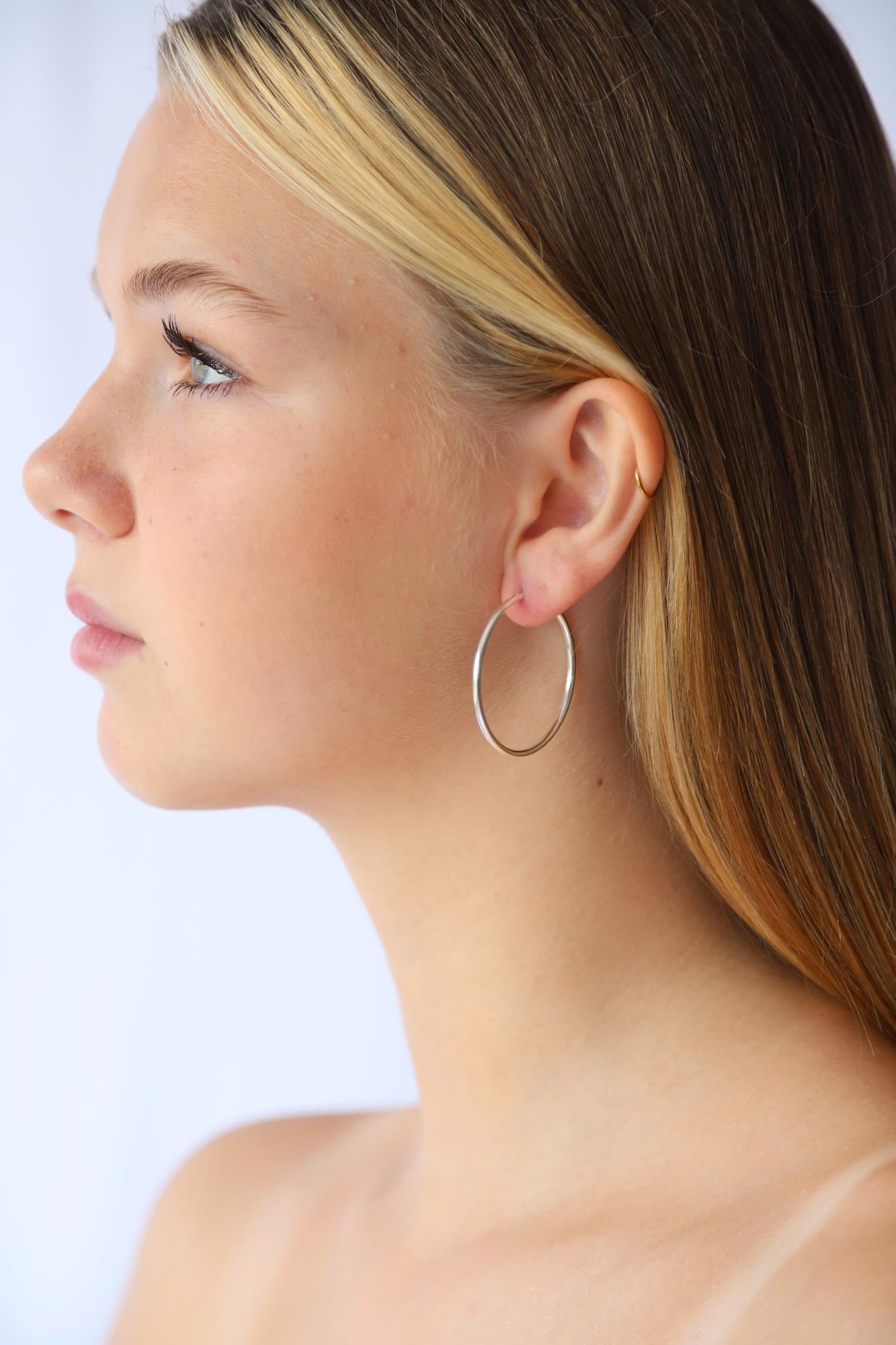 Simple Thin Hoops