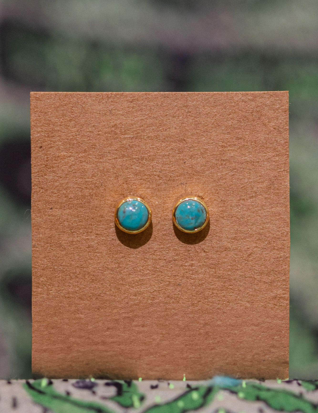 LOYTEEGOLD-studs_3.jpg