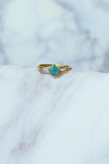 Gold Emerald Ivy Gemstone Ring