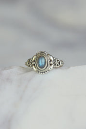 Labradorite Betty Oval Ornate Ring