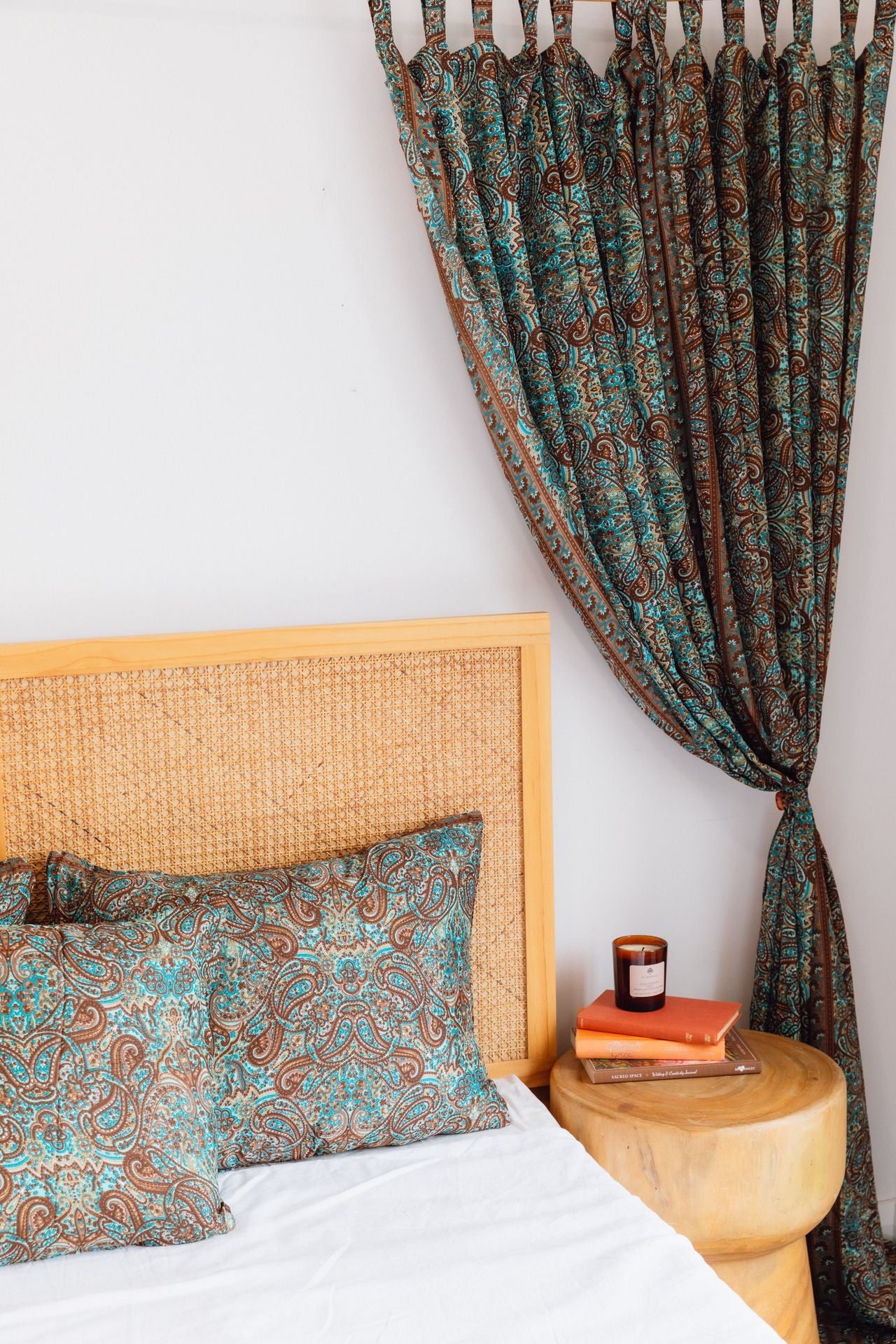 Neela Sari Cushion Cover