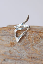 Pointed Swoop Ring