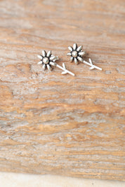 Daisy Long Stem Studs