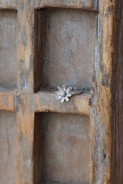 Blossom Toe Ring