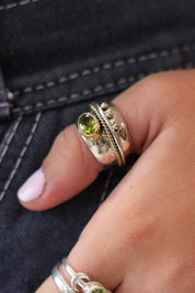 Peridot Enyar Ring
