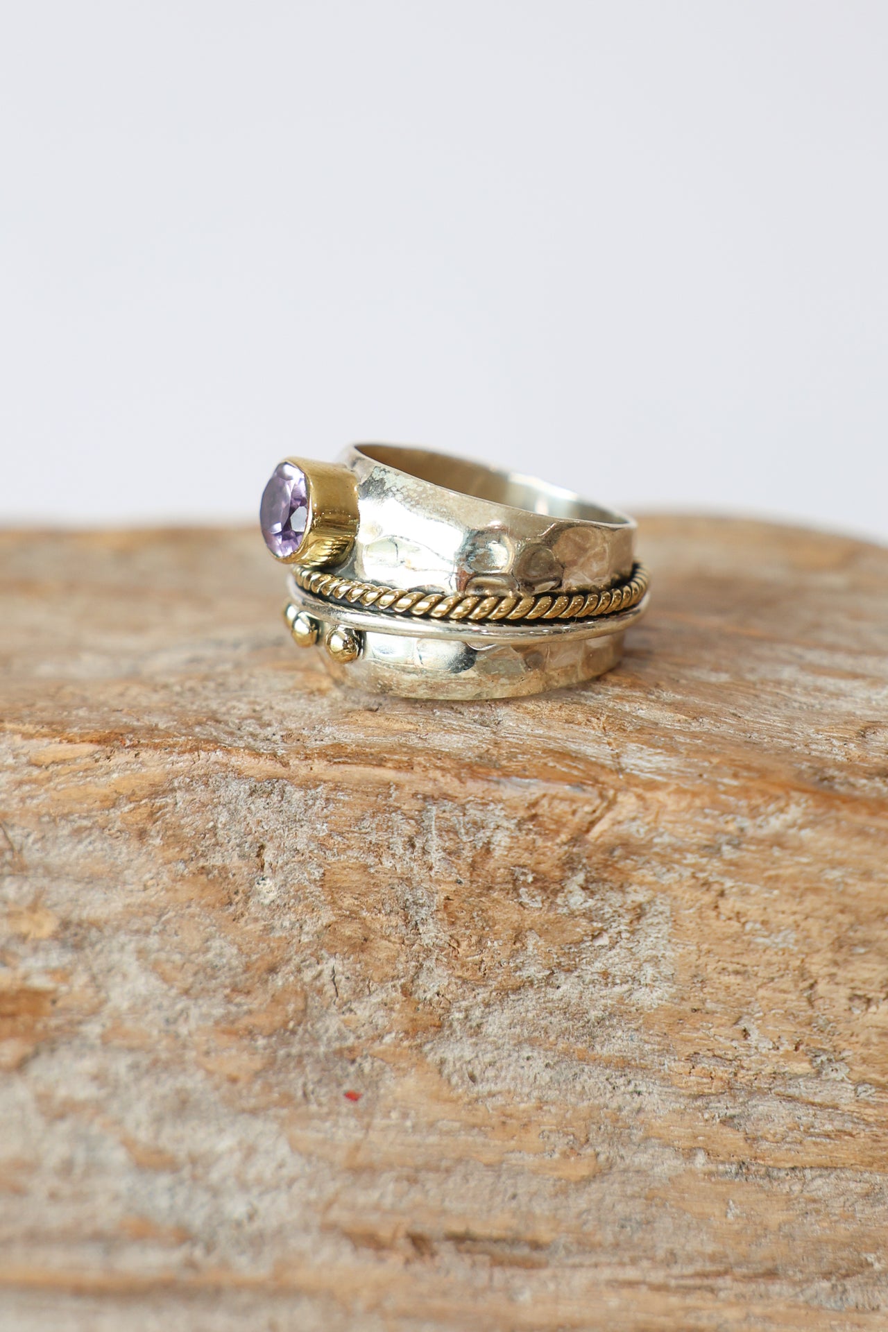 Amethyst Enyar Ring