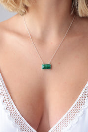 Niveena Bar Necklace