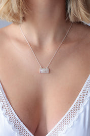 Niveena Bar Necklace