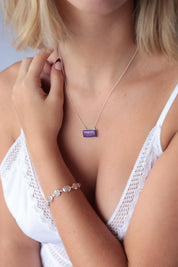 Niveena Bar Necklace