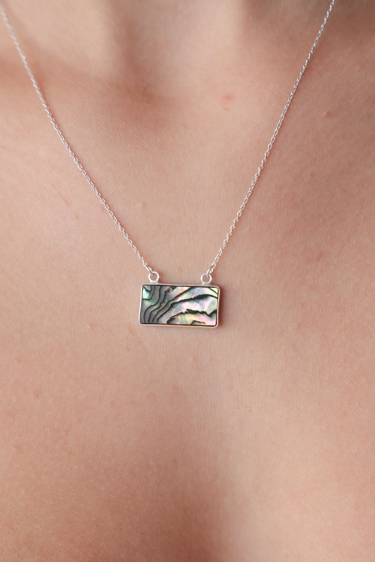 Niveena Bar Necklace