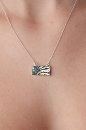 Niveena Bar Necklace