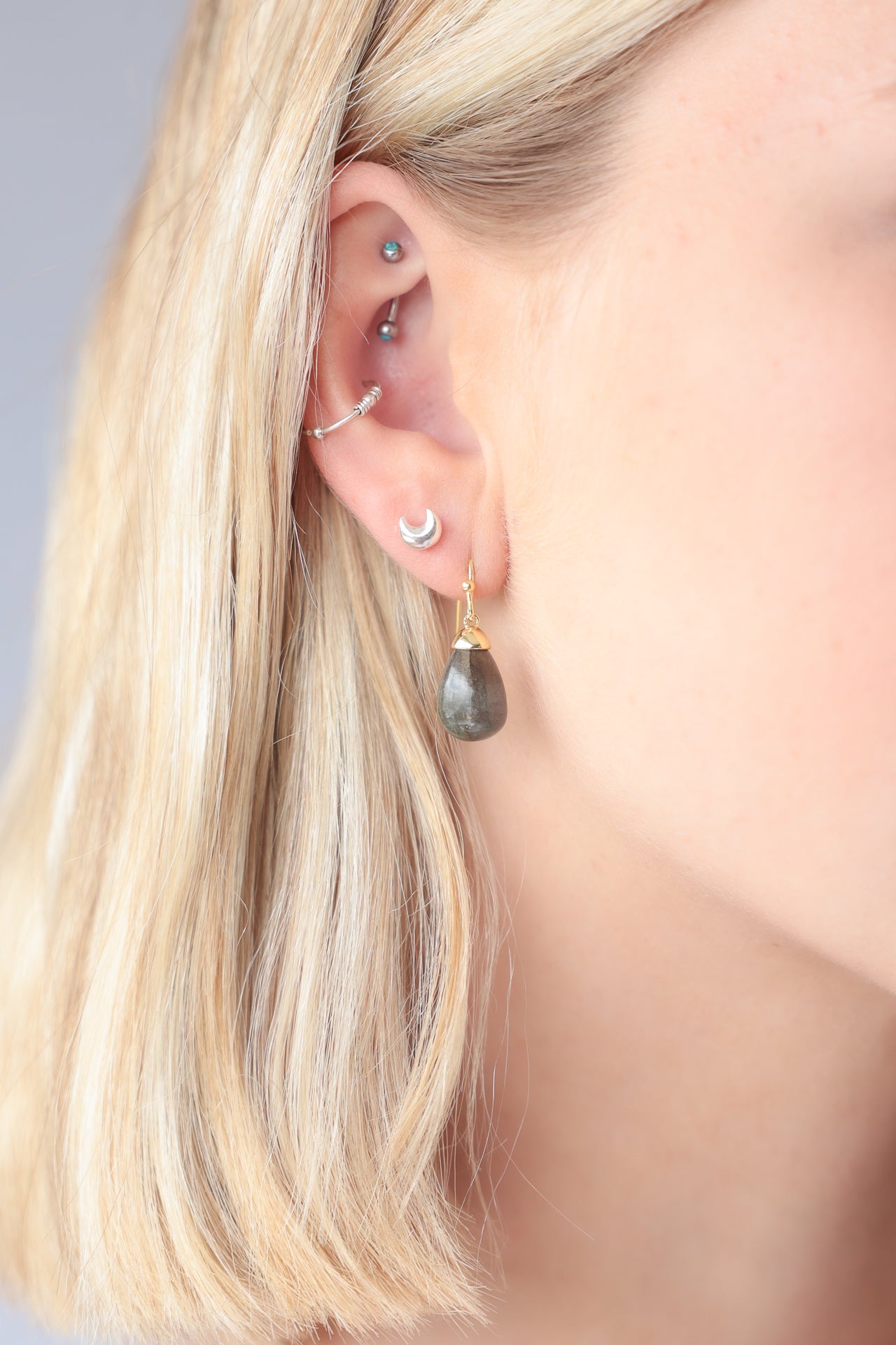 Uyia Teardrop Earrings