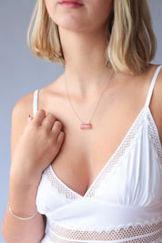 Niveena Bar Necklace