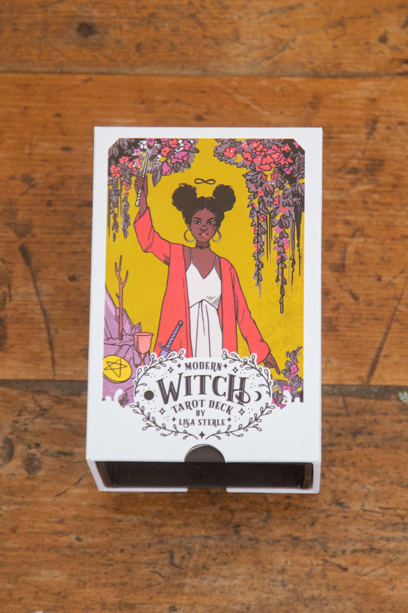 TAROTDECK.jpg