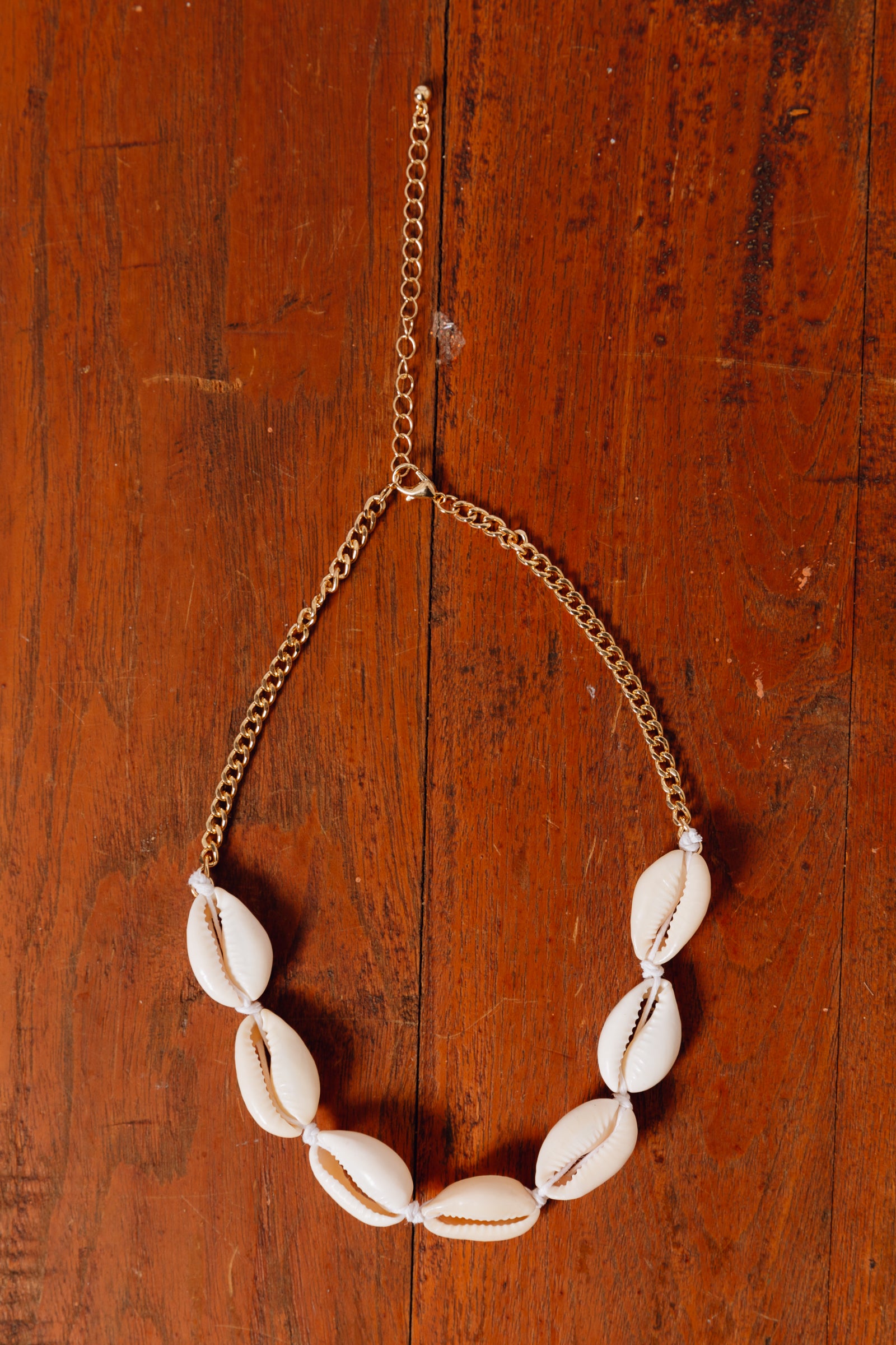 Delja Shell Necklace