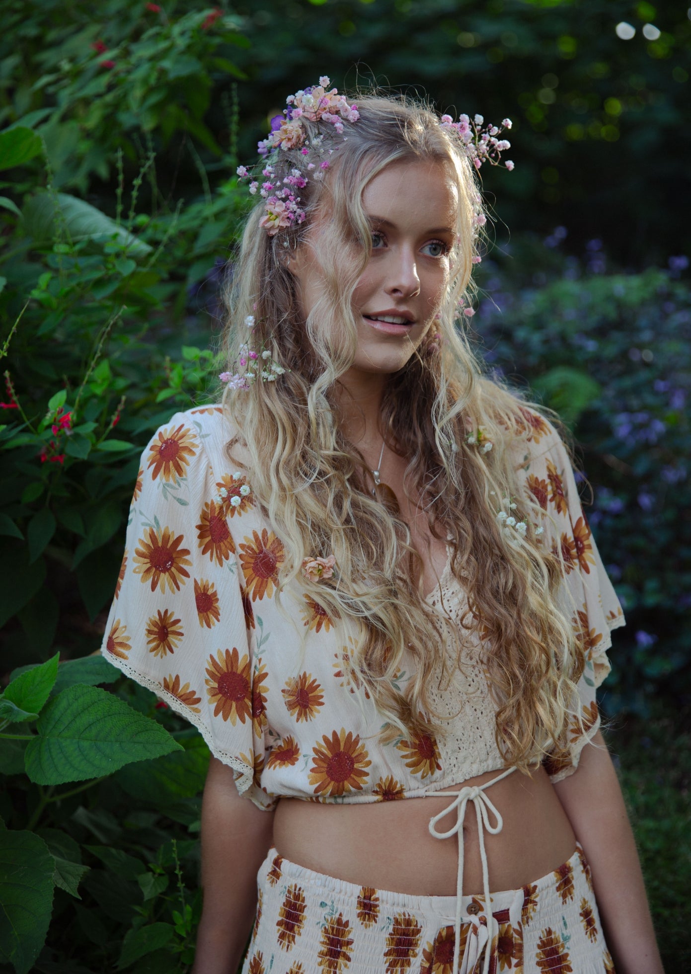 Tops_88479e35-f9a7-4da5-9a08-9fb207bc03d9.jpg