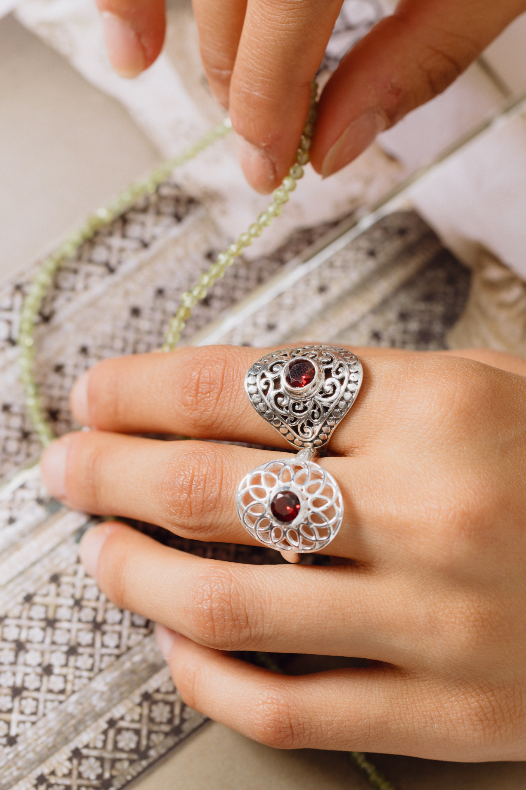 Garnet filigree ring deals