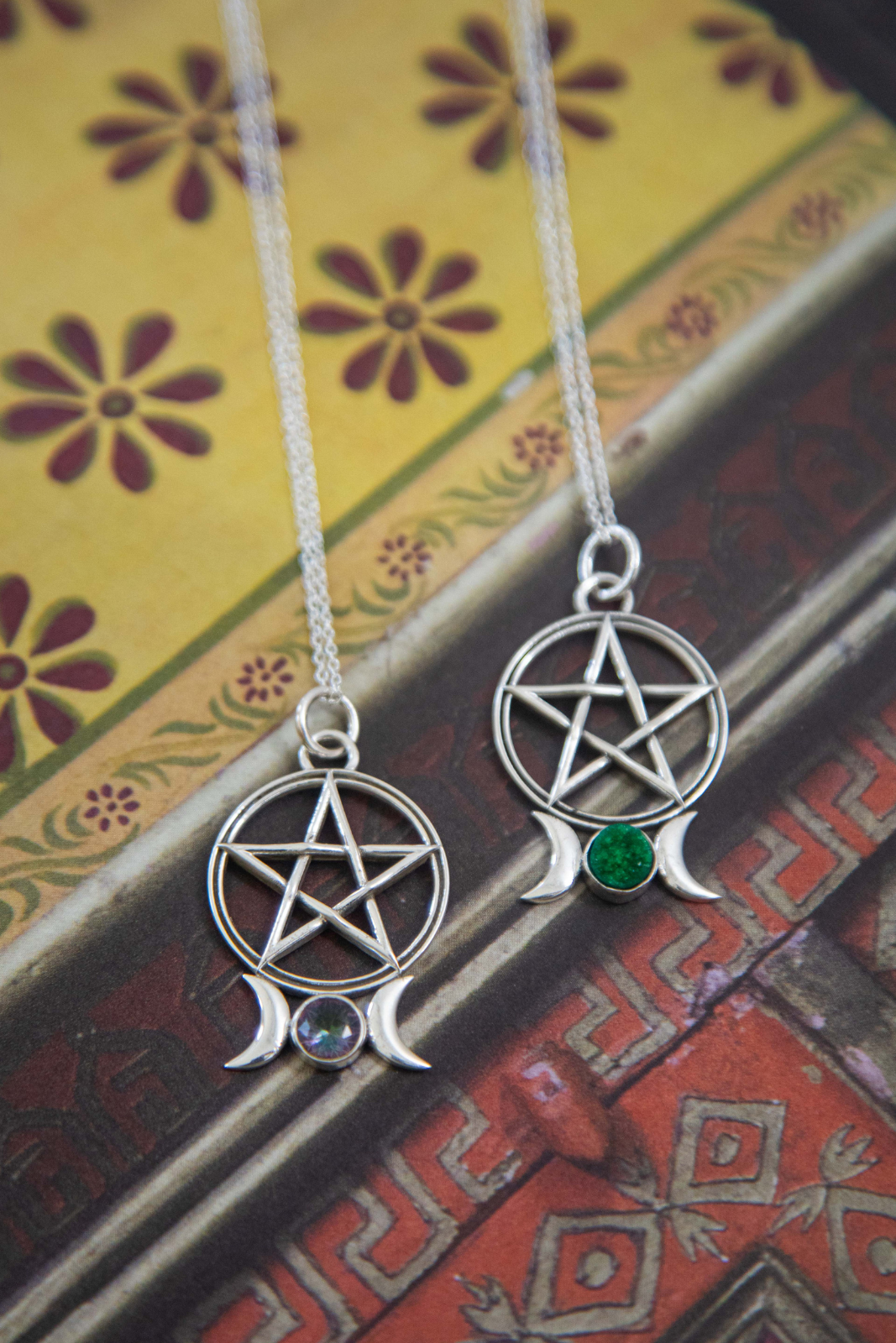 Magic Moon Pentagram Necklace