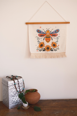 Bee Banner