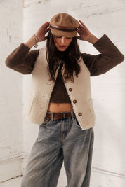 Pomo Vest