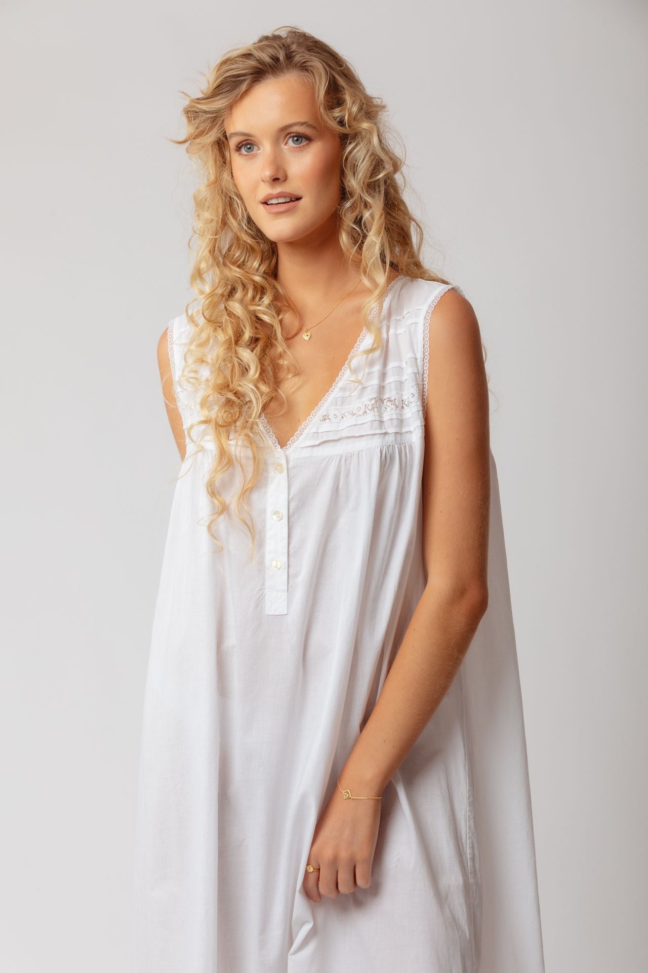 Araminta Nightie