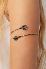 Nira Gold Arm Cuff