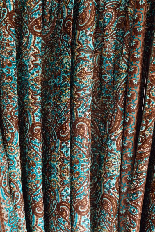 Neela Sari Curtain