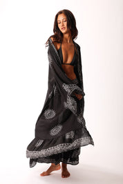 Tanvi Kimono