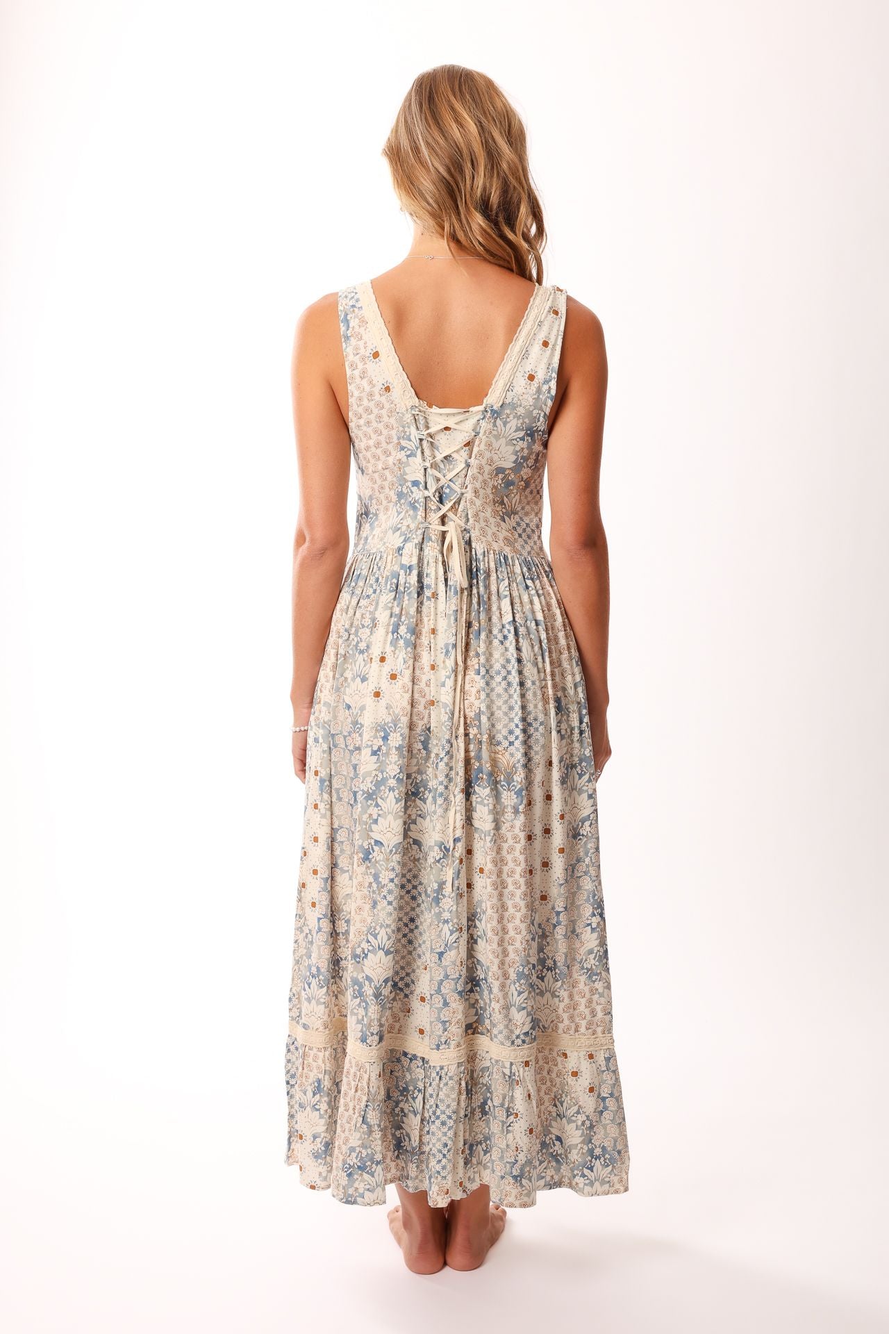 Amorel Dress