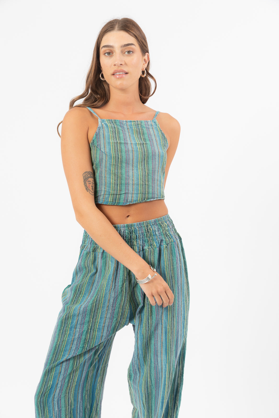 sg3316-gre-sg3317-blu-5_b87330f5-fc07-48db-9640-f2bf86d7a9e1.jpg