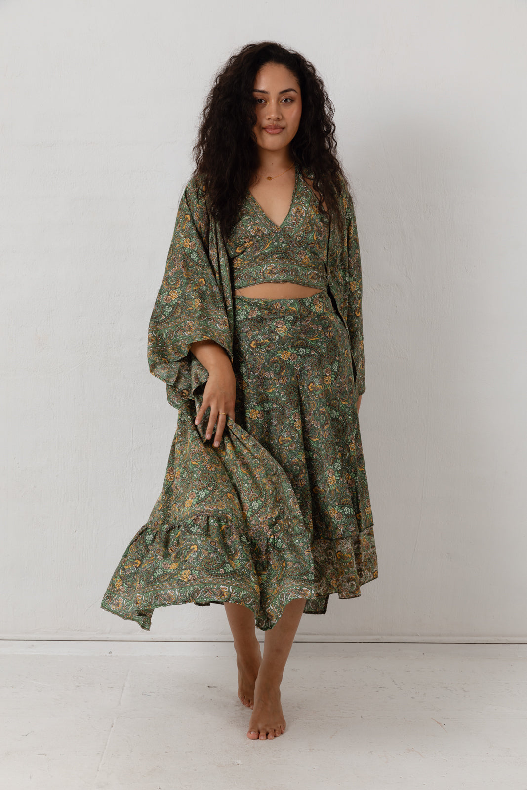 Tanvi Kimono