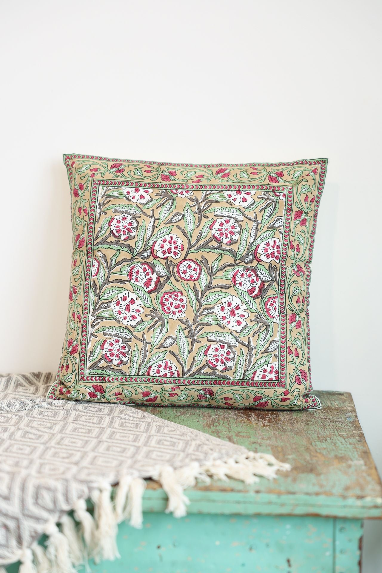 Pushpa Cushion