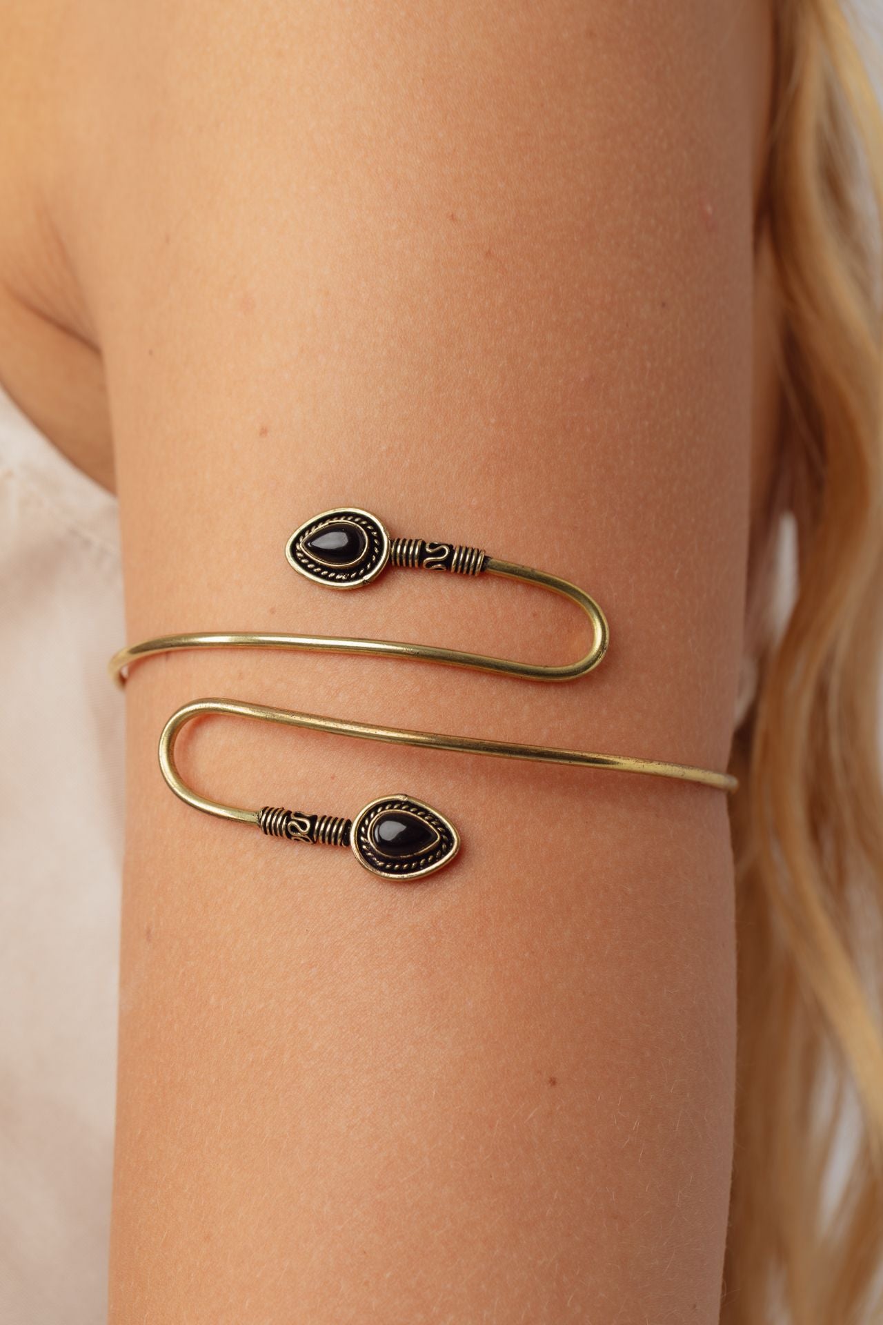 Isha Gold Arm Cuff